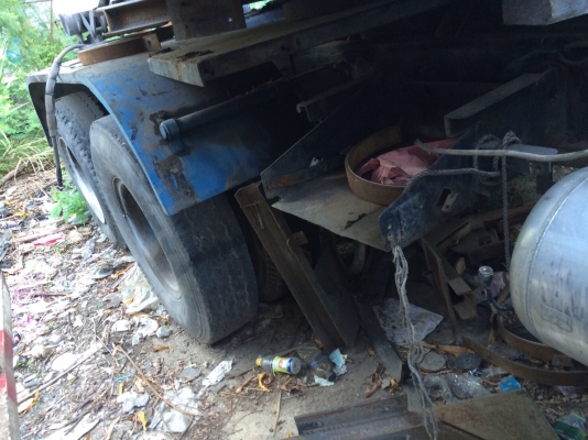 ขายหัวลาก ISUZU หัวนอก ไม่มีเครื่อง และ เกียร์