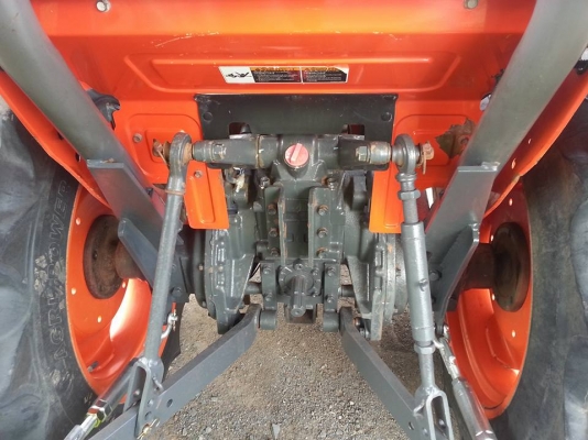 คูโบต้า L3008 4 WD พร้อมใบมีดตราช้าง จด มีนาคม 2556