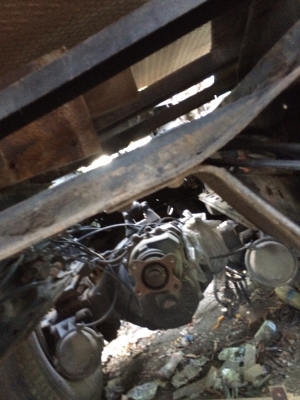 ขายหัวลากISUZU หัวนอก ไม่มีเครื่องและเกียร์