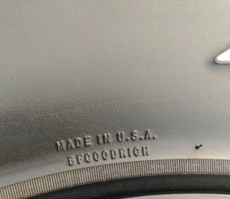 ขาย ยาง BF All 265/75/16 พร้อมล้อ