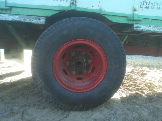 ขอบคุณทีมงานtruck2handมากครับ เสี่ยบุรีรัมย์เอาไปใช้งานแล้วครับขายครับขายสนใจก็ได้เลยครับ ขายด่วนพร้อมจบราคาได้เลยครับ สภาพพร้อมใช้ครับ