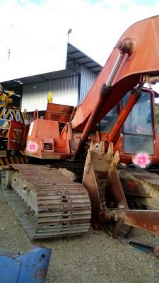 ขายเหมารถแบคโฮ 11 คัน KOBELCO SK200-8 YN11 มี 4 คัน SK200-6 YN 10 มี 1 คัน KOMATSU PC200-5 มี 6 คัน ราคา 9500000