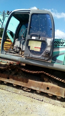 ขายเหมารถแบคโฮ 11 คัน KOBELCO SK200-8 YN11 มี 4 คัน SK200-6 YN 10 มี 1 คัน KOMATSU PC200-5 มี 6 คัน ราคา 9500000