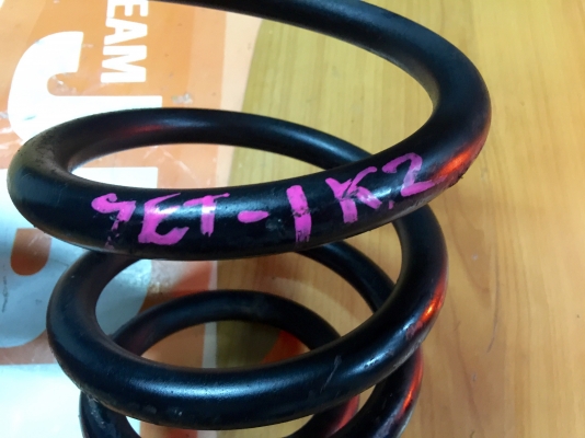 ขายสปริงหลัง TOYOTA GRANVIA ปี 1997-2001 เครื่อง 1KZ แท้