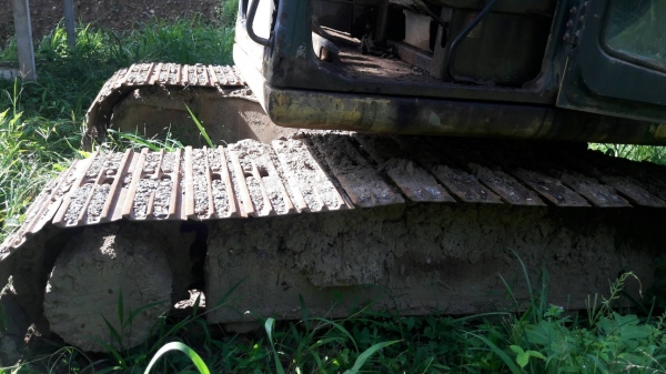 ขายรถแบคโฮ KOMATSU PC200-6 ระบบไฟเต็ม ไม่มีเอกสาร ราคา 550000 ขายรถแบคโฮ KOMATSU PC200-6 ระบบไฟเต็ม ไม่มีเอกสาร ราคา 550000