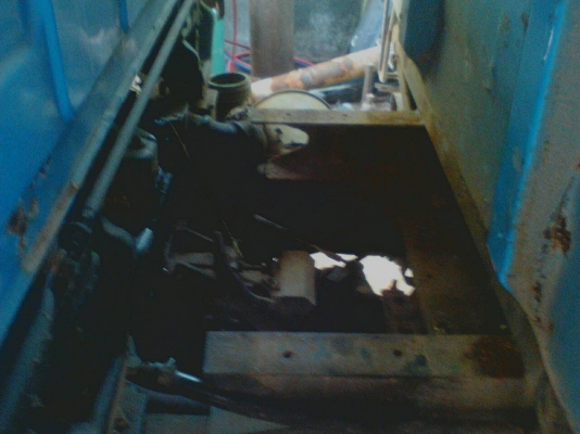 ขายรถบรรทุก 6 ล้อดัมพ์ ISUZU NKR 110 แรงม้าปี 2543 รถห้างแท้ ราคา 210000 ขายรถบรรทุก 6 ล้อดัมพ์ ISUZU NKR 110 แรงม้าปี 2543 รถห้างแท้ ราคา 210000