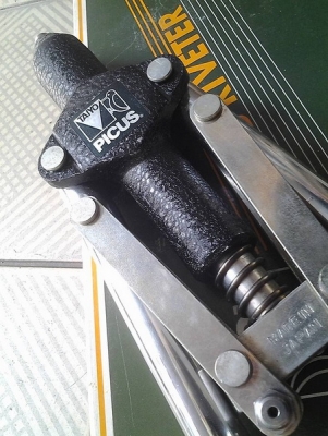 ขายตัวยิงรีเว็ทงานเจแปน Picus Made in Japan.ขนาดใหญ่เก่าเก็บ