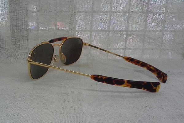 แว่นตาเสืออากาศทศวรรษที่ 80 ตัวบิดา! Original AO Skymaster Pilot / USA 20KGP