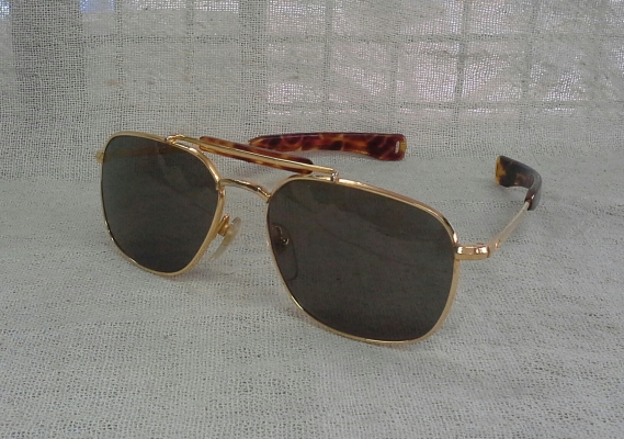 แว่นตาเสืออากาศทศวรรษที่ 80 ตัวบิดา! Original AO Skymaster Pilot / USA 20KGP