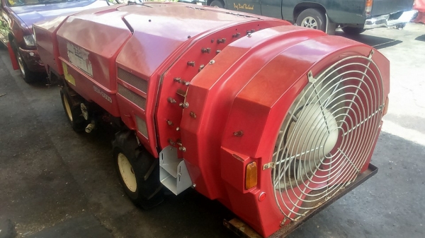 ขายรถพ่นยา มารูยาม่า(เเอร์บัส) 600ลิตร4WD.เครื่องSD15ปั๊มมารูยาม่า800s 2เพลาครับขาย 145,000บาท