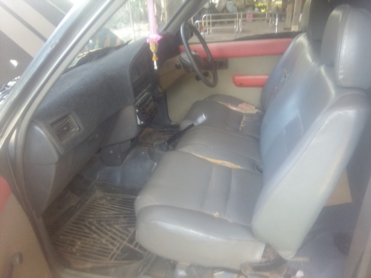 ขายไมล์ตี้ปี40รถบ้านแท้ยูใกล้เคียง 19,000 ออกรถได้