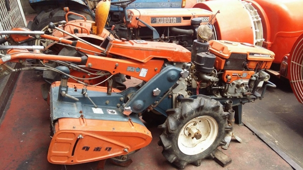 ขายรถไถมือสอง7เเรงพร้อมใช้