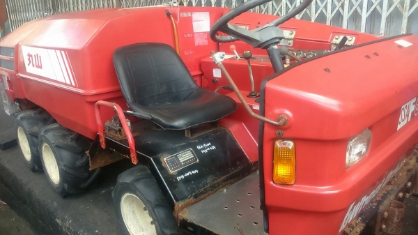 ขายรถพ่นยา 600 ลิตรเครื่องSD15 4wd. 135,000บาท0835662999Lineid:hs4trp