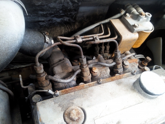 ขายรถแบคโฮ KOMATSU PC40-6 รถเก่านอก ราคา 400000 ขายรถแบคโฮ KOMATSU PC40-6 รถเก่านอก ราคา 400000