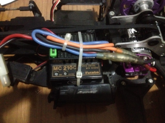 รถไฟฟ้าสายพาน HPI RECING เก่าญี่ปุ่นลงชุดไฟเล่นได้เรยสภาพตามรูปไม่มีบอดี รถไฟฟ้าสายพาน HPI RECING เก่าญี่ปุ่นลงชุดไฟเล่นได้เรยสภาพตามรูปไม่มีบอดี