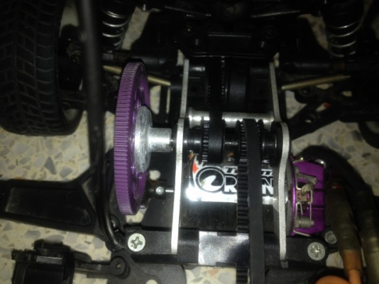 รถไฟฟ้าสายพาน HPI RECING เก่าญี่ปุ่นลงชุดไฟเล่นได้เรยสภาพตามรูปไม่มีบอดี รถไฟฟ้าสายพาน HPI RECING เก่าญี่ปุ่นลงชุดไฟเล่นได้เรยสภาพตามรูปไม่มีบอดี