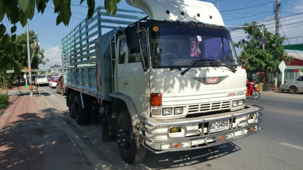 สิบล้อ1เพา ฮีโน่ FL176 HO6C 220โบว์อินเตอร์ ช่วงยาว6.30ม สภาพดีสวยบางเดิมพร้อมใช้งาน ทะเบียนพร้อมโอน