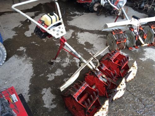 ขาย เครื่องกำจัดวัชพืชในร่องข้าว ROBIN RC04 รหัสสินค้า : 80803216 www.nihonmono.com ขาย เครื่องกำจัดวัชพืชในร่องข้าว ROBIN RC04 รหัสสินค้า : 80803216 www.nihonmono.com