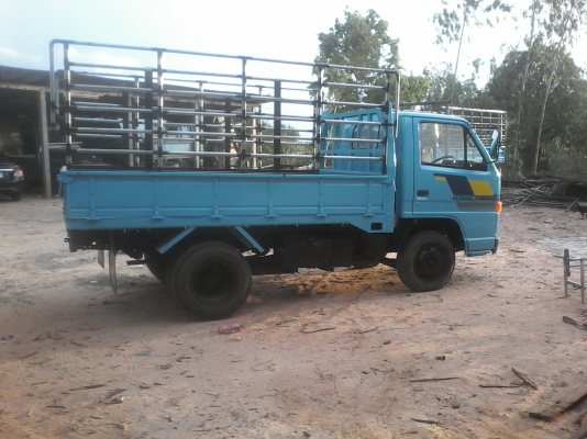 ISUZU 88 แรงหกล้อสั้น เครื่องดี ครัชชีสวย เอกสารพร้อม ISUZU 88 แรงหกล้อสั้น เครื่องดี ครัชชีสวย เอกสารพร้อม