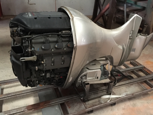 ขายเครื่องHonda 225hp คู่นำเข้าจากUSA สภาพสวย ขายเครื่องHonda 225hp คู่นำเข้าจากUSA สภาพสวย