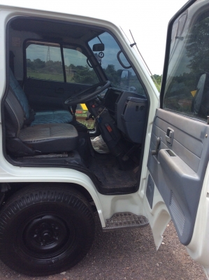 ISUZU4ล้อ (ป้ายเล็กไม่ติดเวลา) เครื่อง 88แรง เครื่องดี ขับดี แอร์ พาว์เวอร์ รถพร้อมใช้ พร้อมโอน ขาย 225,000 บาท ศุภากร 081-1903107, 081-4252943