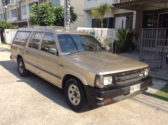 ขาย mazda thunder van รถสวยทั้งภายในภายนอก มือเดียวตั้งแต่ป้ายแดง