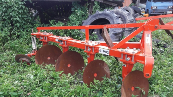 ขายอุปกรณ์ต่อพ่วงรถไถ ผาน4 สภาพดีสวยๆๆ พร้อมใช้