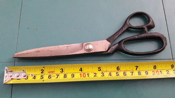 ขายกรรไกรเหล็กงานเก่าเก็บ