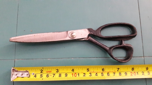 ขายกรรไกรเหล็กงานเก่าเก็บ