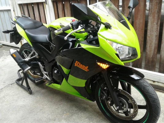 CBR 300 ปี2014 สภาพนางฟ้าสวยกริป มือ เดียวป้ายแดงภาษี พรบ ไม่ขาด CBR 300 ปี2014 สภาพนางฟ้าสวยกริป มือ เดียวป้ายแดงภาษี พรบ ไม่ขาด