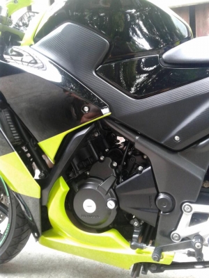 CBR 300 ปี2014 สภาพนางฟ้าสวยกริป มือ เดียวป้ายแดงภาษี พรบ ไม่ขาด CBR 300 ปี2014 สภาพนางฟ้าสวยกริป มือ เดียวป้ายแดงภาษี พรบ ไม่ขาด