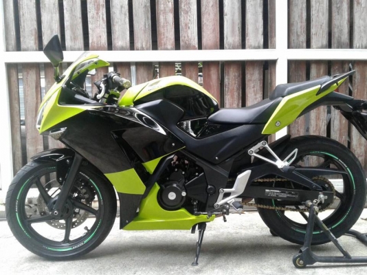 CBR 300 ปี2014 สภาพนางฟ้าสวยกริป มือ เดียวป้ายแดงภาษี พรบ ไม่ขาด CBR 300 ปี2014 สภาพนางฟ้าสวยกริป มือ เดียวป้ายแดงภาษี พรบ ไม่ขาด