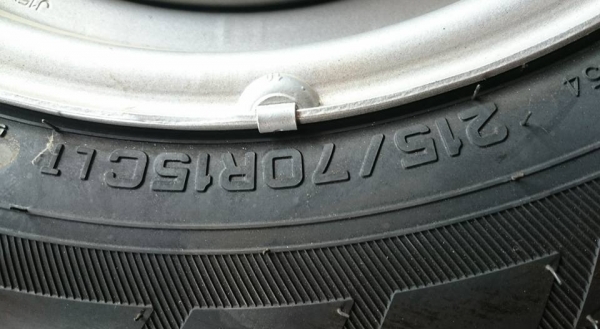 ขายล้อกะทะยางใหม่ไม่เคยลงพื้น 215/70/15   1 คู่คับ