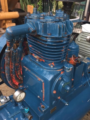 ขายแล้วครับ ขอบคุณเว็ปบอร์ดที่ให้พื้นที่ดีดีให้ผมได้มีโอกาสได้เจอลูกค้าดีๆ  ขอบคุณครับ ขายครับ ปั๊มลม Meaji Japan สูบคู่ใหญ่ๆ ถัง 160L Motor 7.5HP 3Phase 380 Hi Pressure