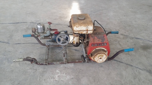 ปั๊มฉีดยา 1 สูบ เครื่องยนต์เบนซิน KUBOTA รุ่น G140D สภาพพร้อมใช้งาน ไม่เคยใช้งานในไทย