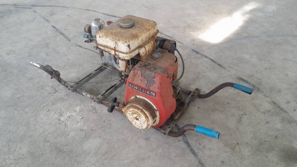 ปั๊มฉีดยา 1 สูบ เครื่องยนต์เบนซิน KUBOTA รุ่น G140D สภาพพร้อมใช้งาน ไม่เคยใช้งานในไทย