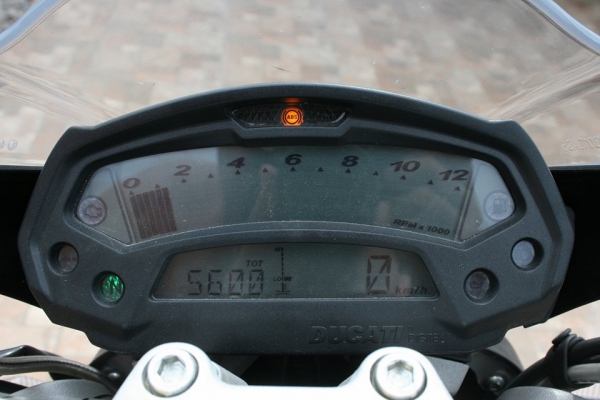 ขาย Monster 796 Custom Black