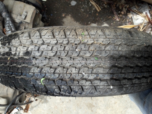 กระทะล้อเหล็กพร้อมยาง ใส่รถกระบะ นิสสันนาวาร่า 1 เส้นใหม่ๆ