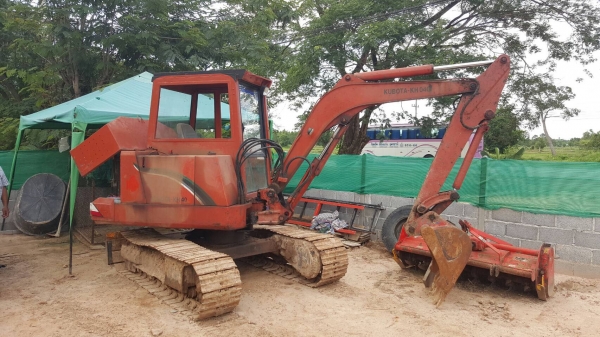 ขาย แบคโฮ KUBOTA KH40 สภาพพร้อมใช้งาน เครื่องดี ช่วงล่างดี เอกสารใบซื้อขาย