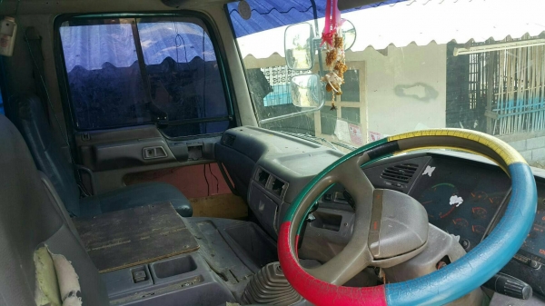 รถฮีโน่ 12 ล้อ 330 แรงม้า. / 335 แรงม้า. ( เปอร์เฟีย. ) ปี 49 - 50. , ( ขาย หัว , คัชซี. ) , ( มีขาย 2 คัน. )   ติดต่อ  081 - 6079515