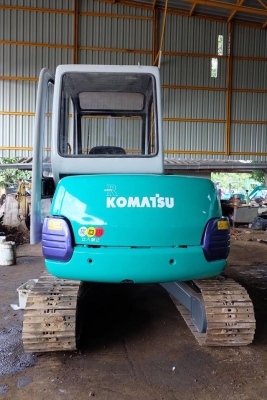 ขายรถขุด KOMATSU PC 40-7 (เก๋ง) รถเก่านอก  100\%  มีเอกสารแจ้งจำหน่าย  ราคาร 550,000 บาท พร้อมส่ง