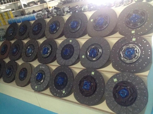 จานกดรถคลัทช์  SINOTRUCK