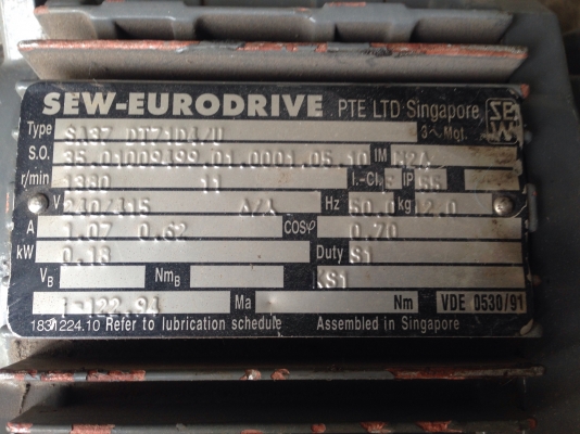 ขายมอเตอร์เกียร์ SEW eurodrive 1/4HP. 380V อัตราทด 1:125 เพลาออกประมาณ 11 รอบต่อนาที แรงบิดเยอะ สภาพสวยมาก วิ่งนิ่ม พร้อมใช้งาน