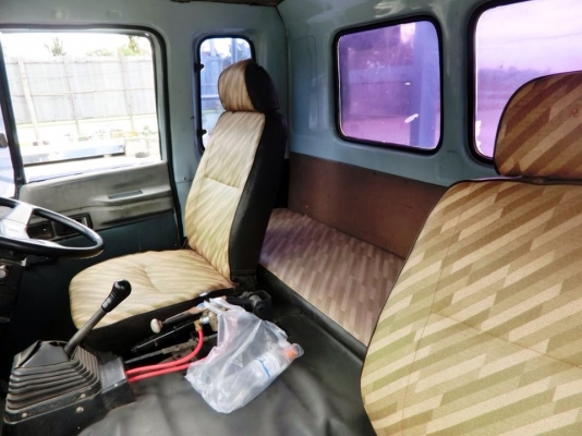 สิบล้อ rocky 2เพลา 175 แรงม้า สิบล้อ rocky 2เพลา 175 แรงม้า