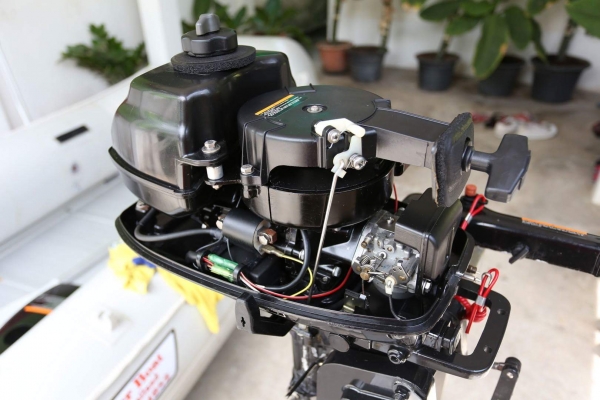 ขายเรือยาง330พร้อมเครื่อง5.8