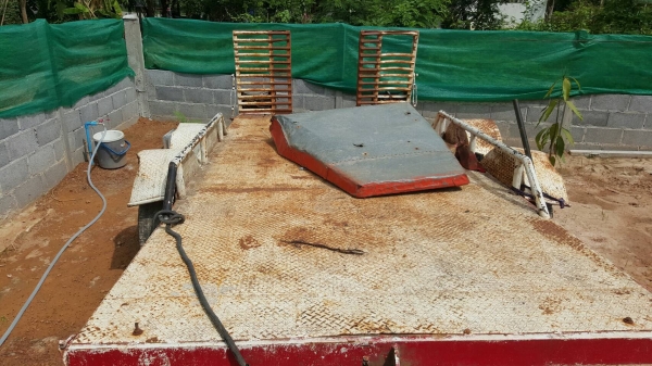 ขาย สารี่ 4 ล้อ มีหางพับ ใช้ลากรถเกี่ยวข้าว และแบคโฮเล็ก สภาพพร้อมใช้งานครับ