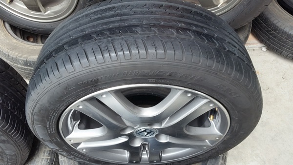 ขายล้อHONDA 15 พร้อมยาง 185/55/15 4 ล้อ  ด)  รัก 0851612347   LINE**ID  rukitsarr        .... https://www.facebook.com/jtg2010  ชมจากเวบทางร้านโดยตรง http://www.sahachareunyang.com/