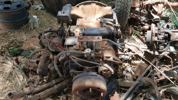 ขาย เกียร์ Eaton สภาพพร้อมใช้งานครับ ขาย เกียร์ Eaton สภาพพร้อมใช้งานครับ