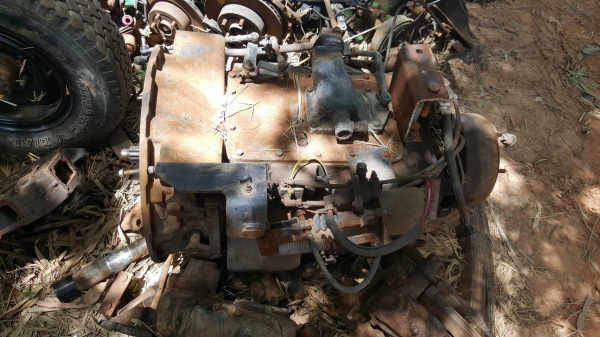 ขาย เกียร์ Eaton สภาพพร้อมใช้งานครับ ขาย เกียร์ Eaton สภาพพร้อมใช้งานครับ