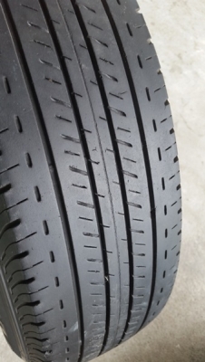 ขายล้อกะทะ15 6รู ยาง195R14 ปี13 ฝาครอบ  4 ล้อ4500